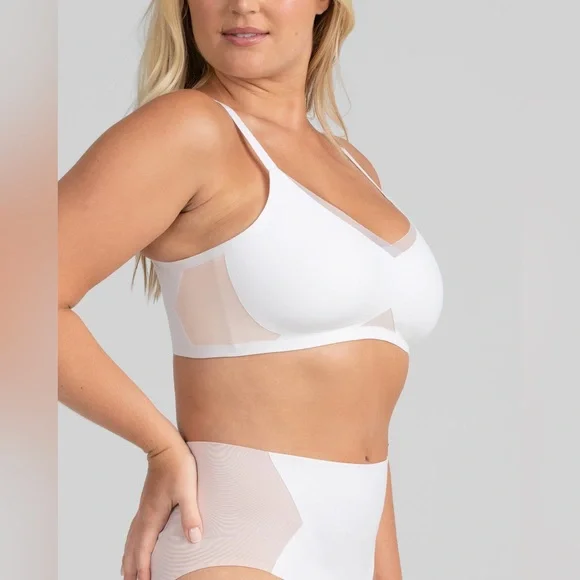 Honeylove Crossover Bra in Sand Size 1X-L - Picture 3 of 12